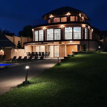 Royal Villa ケストヘイ エクステリア 写真
